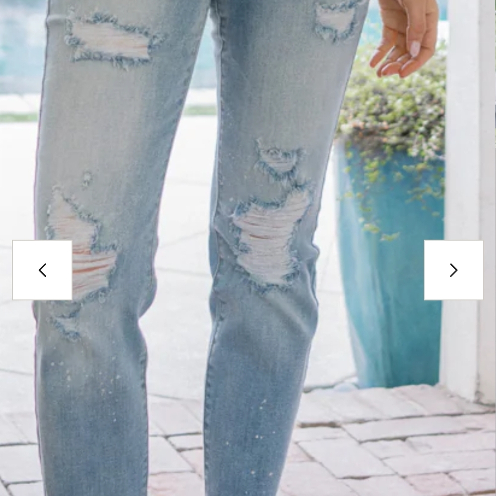 Judy Blue Sky Blue Ripped Skinny Jeans